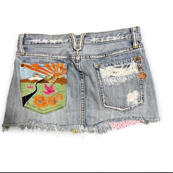 Miss Me Dresses & Skirts - Miss Me Blue Jean mini skirt with Embroidered Design